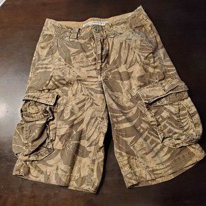 American Eagle LongBoard Camo Cargo Shorts 28x11.5